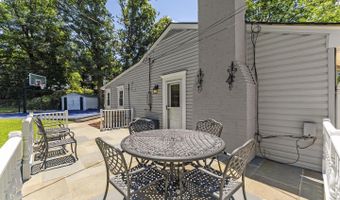 7111 CINDY Ln, Annandale, VA 22003