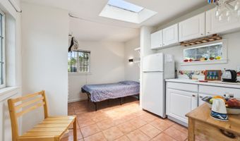 2000 CLINTON Ave, Alameda, CA 94501