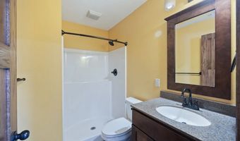 923 S 10th St, Adel, IA 50003