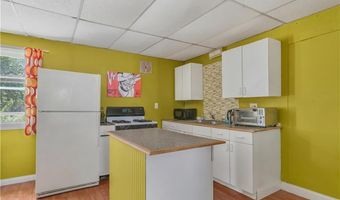 19 Hardwick St, Cumberland, RI 02864