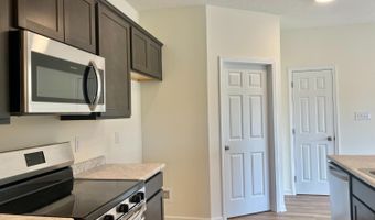 173 Owen Shore Dr, Batesville, IN 47006