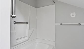227 High St, Belfast, ME 04915