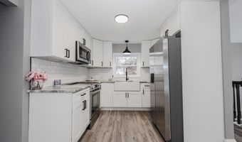 52 Hillside Ave, Bartlett, NH 03812