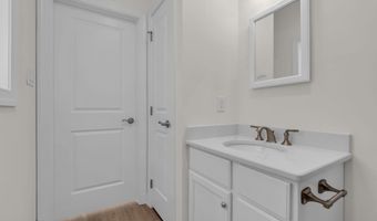 42 Carlyle Dr, Bayville, NJ 08721
