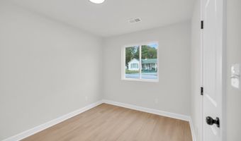 105 Hunter St, Abbeville, SC 29620