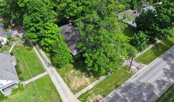 320 N Fourth St, Albion, IL 62806