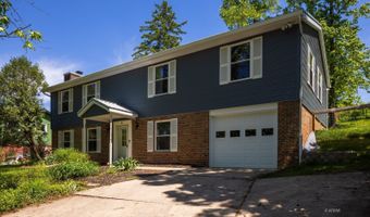 49 Canterbury Dr, Athens, OH 45701