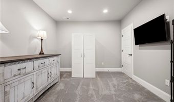 131 Woodford Dr, Adams Twp., PA 16033
