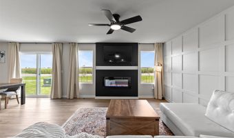 1113 NE Crossing Oaks Dr, Ankeny, IA 50021