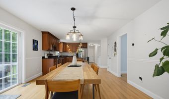 4 Hampshire Hills Dr, Bow, NH 03304
