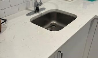 40 E 36TH St 1, Bayonne, NJ 07002