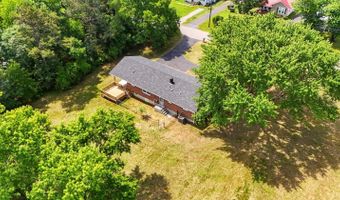 601 Riverview Dr, Altavista, VA 24517