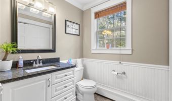 16 Karen Dr, Hopkinton, RI 02832