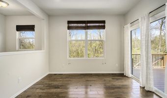 2895 Dillon Dr, Ann Arbor, MI 48105