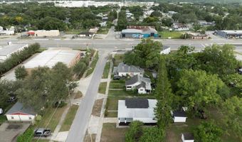 412 OAK St, Auburndale, FL 33823
