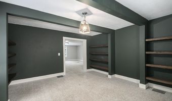 182 40th St, Allegan, MI 49010