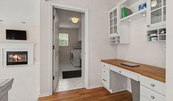 2225 Green Valley Ct, Ann Arbor, MI 48103
