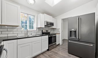 13232 N Nascar Pr NE, Benton City, WA 99320