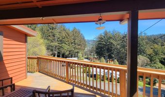 19921 WHALESHEAD Rd M1, Brookings, OR 97415