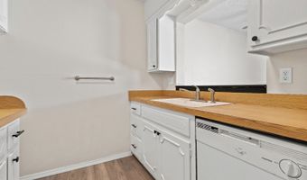 930 P SW St, Ardmore, OK 73401