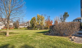 3670 White Deer Dr, Algonquin, IL 60102