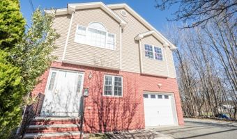 138 S Salem St, Andover, NJ 07801