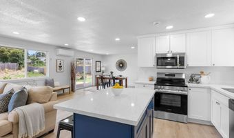 16468 S BRADLEY Rd, Oregon City, OR 97045