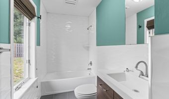 2262 Allenwood Rd, Allenwood, NJ 08720