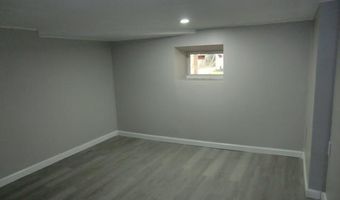 210 Merritt Ave, Bergenfield, NJ 07621
