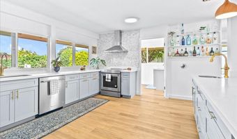 4316 Papu Cir, Honolulu, HI 96816