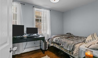 12 Callender Ave 2, Newport, RI 02840