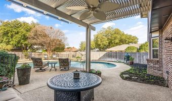 3629 Rolling Meadows Dr, Bedford, TX 76021