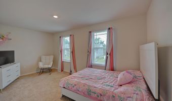 77 BUNCHBERRY Ct, Dover, DE 19904