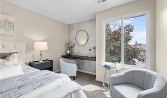 7 Southcreek Ct D, Amherst, NY 14051