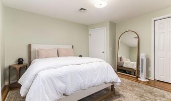 25 Stony Brook Dr, Cranston, RI 02920