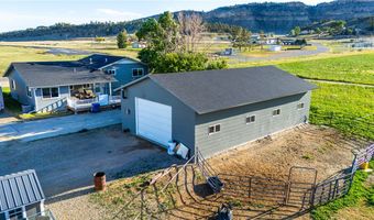 601 W Park Ave, Bridger, MT 59014