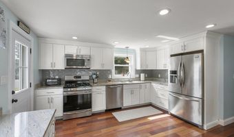 49 Baldwin Rd, Billerica, MA 01821