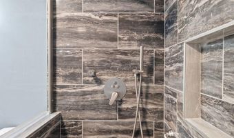 126 Deep Springs Dr, Bardstown, KY 40004
