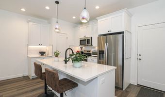 520 S ORCHARD Dr E 3, Bountiful, UT 84010