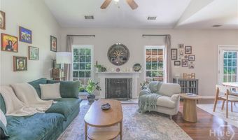 225 Camelot Dr, Athens, GA 30606