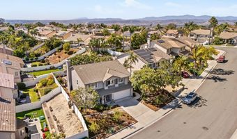 301 Arlington Dr, Oceanside, CA 92057