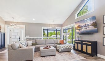 214 E Wapello St, Agency, IA 52530
