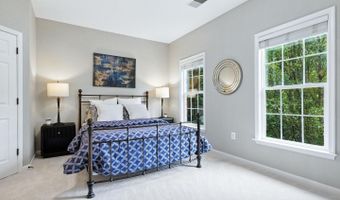 22530 FOREST RUN Dr, Ashburn, VA 20148