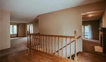 610 25th St SW, Austin, MN 55912