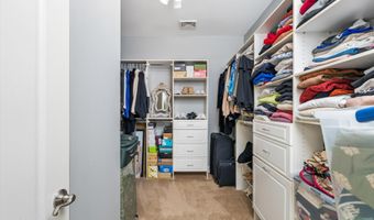 30 Ridgeview Way, Allentown, NJ 08501