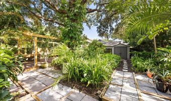 1900 PARK LAKE St, Orlando, FL 32803