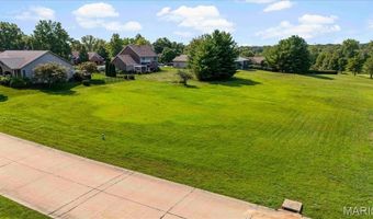 118 Woodland Hills Dr, Alton, IL 62002