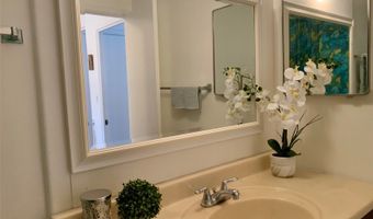 1720 Ala Moana Blvd 503B, Honolulu, HI 96815