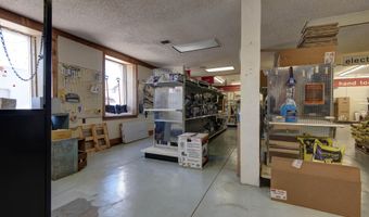 23 W Olive St, Aurora, MO 65605