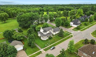 2400 Ridgetop Cir, Ames, IA 50014